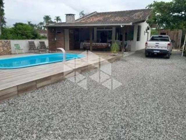 Casa com Piscina na Vila da Glória