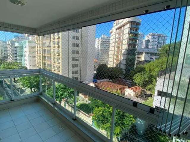 Exc Seminovo, Varanda, 2qtos, suite, deps, 2 vagas, 80M2, R$710.000,00 Rua Fagundes Varela, Icaraí, Niterói, RJ