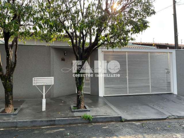 Casa com 2 quartos à venda na Rua Nelson Mulati, 90, Residencial Nato Vetorasso, São José do Rio Preto, 120 m2 por R$ 398.000