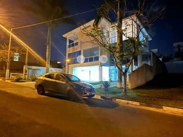 Casa Em Condomínio em Cajuru do Sul  -  Sorocaba