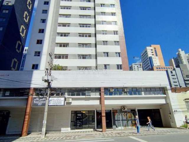 Apartamento com 3 quartos à venda na Rua Chichorro Júnior, 364, Cabral, Curitiba, 69 m2 por R$ 580.000