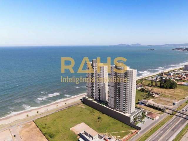 apartamentos com 3 dormitorios sendo 1 suite e apartamentos com 2 suites. 2 vagas de garagem frente mar em Barra Velha