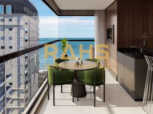 Apartamento de Alto Padrão Meia Praia