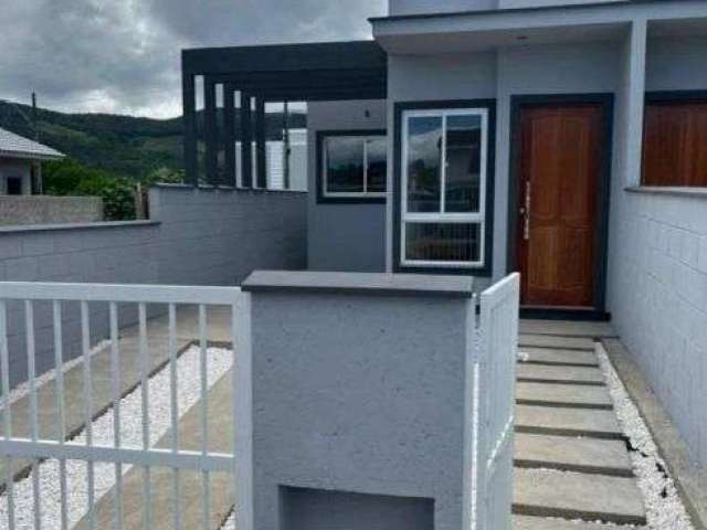 Casa geminada em obras em palhoça!