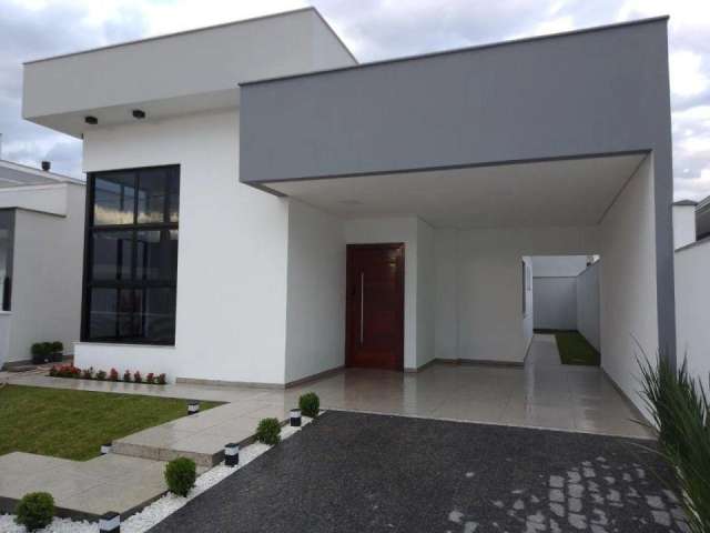 Casa para Venda, 2 dormitórios, sendo 1 suíte, 2 banheiros, 2 vagas