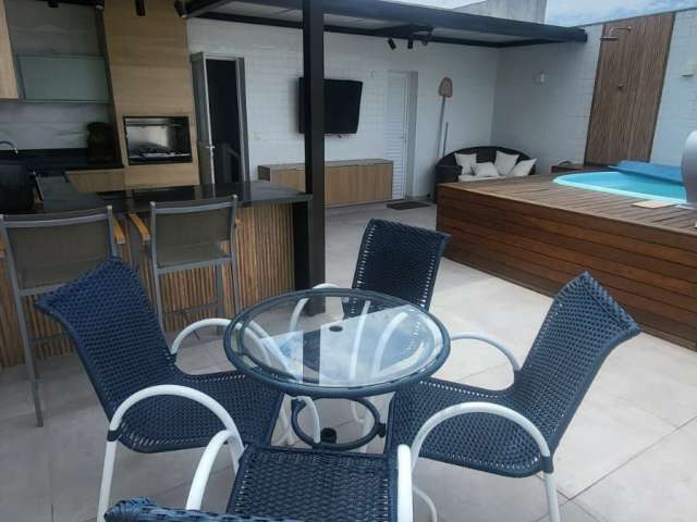 Vendo Cobertura Recreio prédio Baixo 222m²