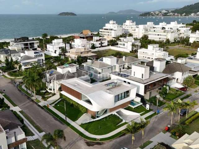 Casa 5 Dormitórios – Jurerê – Florianópolis, SC