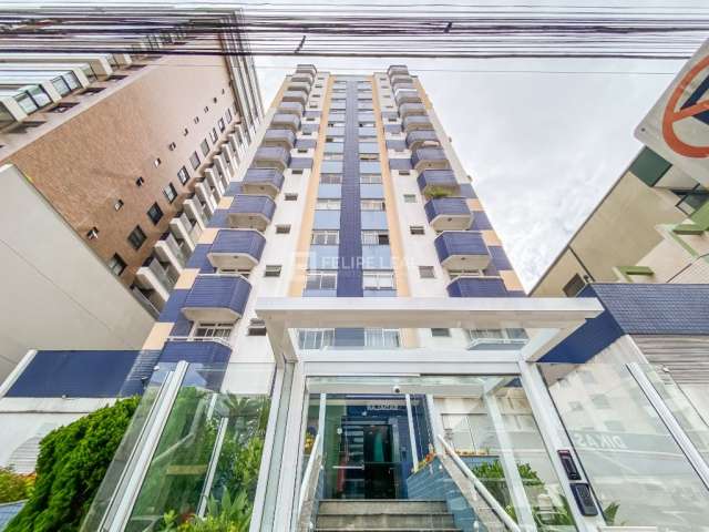 Apartamento com 03 dormitórios (01 suíte) no bairro campinas