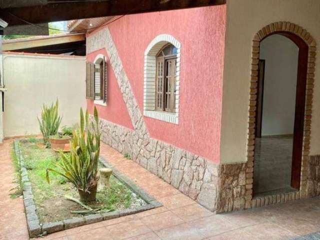 Casa com 3 dormitórios à venda, 260 m² por R$ 640.000,00 - Vila Naly - Caçapava/SP