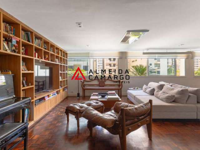 Apartamento Jardim América - 187m² Reformado - 4 suítes, 5 banheiros, 2 vagas de garagem