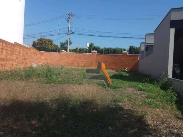 Terreno à venda, 375 m² por R$ 318.000,00 - Condomínio Village Moutonnée - Salto/SP