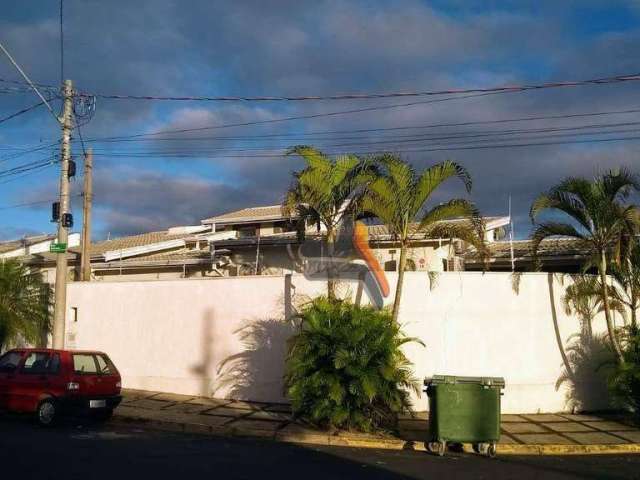 Casa com 3 dormitórios à venda, 135 m² por R$ 480.000,00 - Jardim Panorama - Salto/SP