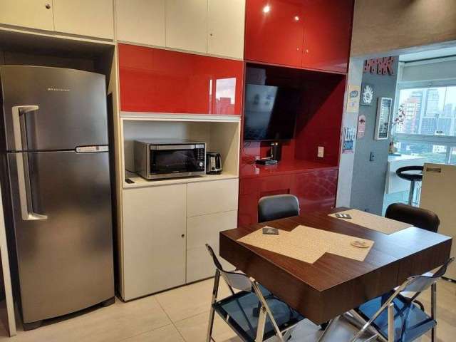 Apto de 34 mts, 1 vaga, andar alto, lindo lindo, todo reformado e Mobiliado, ótimo para Arbnb.