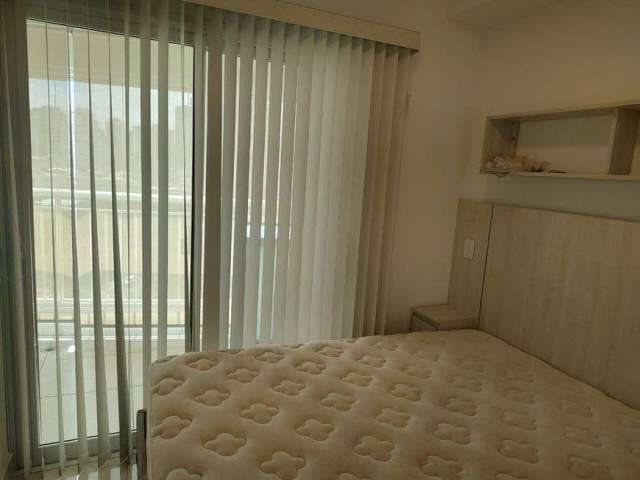 Lindo apto,de 35 mts, 1 vaga, com mobília, ar condicionado, sala e quarto.