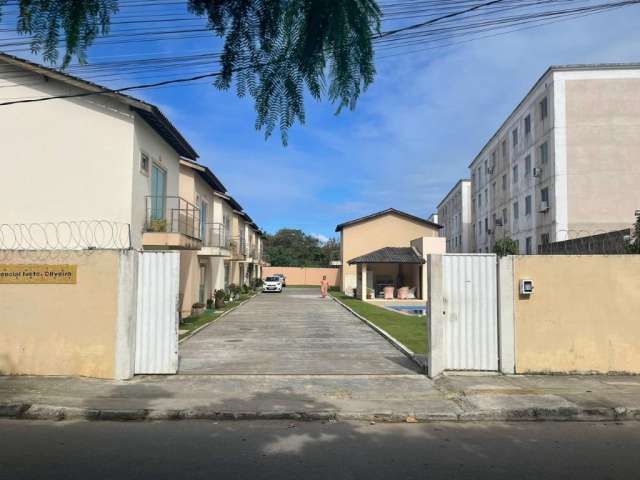 Casa em condomínio oportunidade