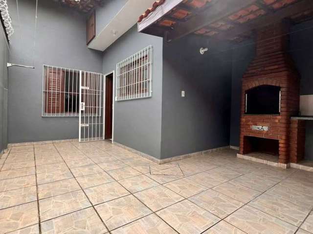 Casa com 3 dorms, Maracanã, Praia Grande - R$ 486 mil, Cod: 70511126