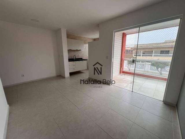 Apartamento com elevador a 50m da Rodovia Amaral Peixoto.