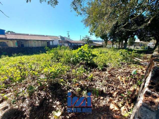 Terreno de esquina em Balneário Grajaú