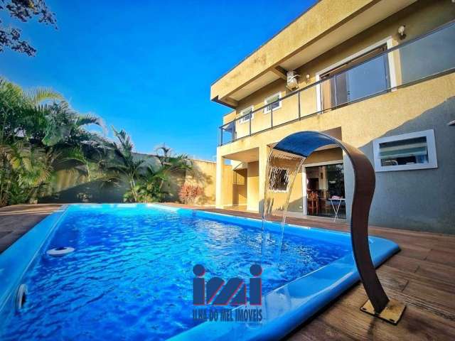 Sobrado com piscina lado mar Pontal do Sul