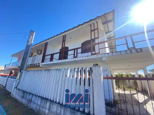 Sobrado com 3 quartos em Ipanema faixa mar