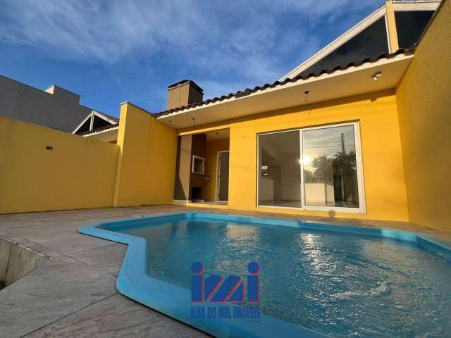 Casa em Guaratuba com suíte e piscina.