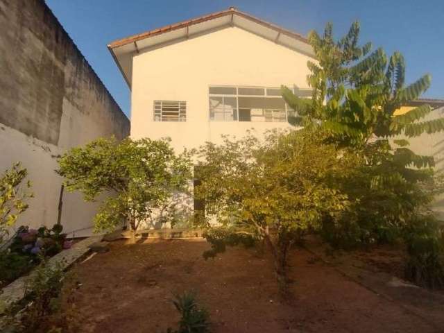 Casa comercial ou residencial com 3 dormitórios à venda, 218 m² por R$ 950.000 - Jardim São Vicente - Itupeva/SP