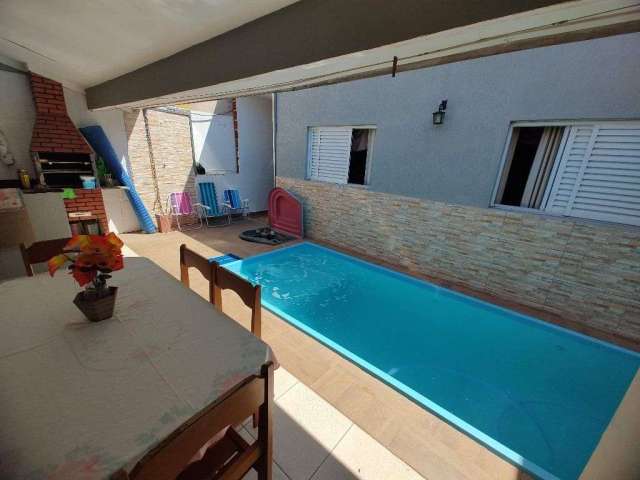 Casa com 3 dormitórios com piscina à venda, 180 m² por R$ 691.000 - São José - Itupeva/SP