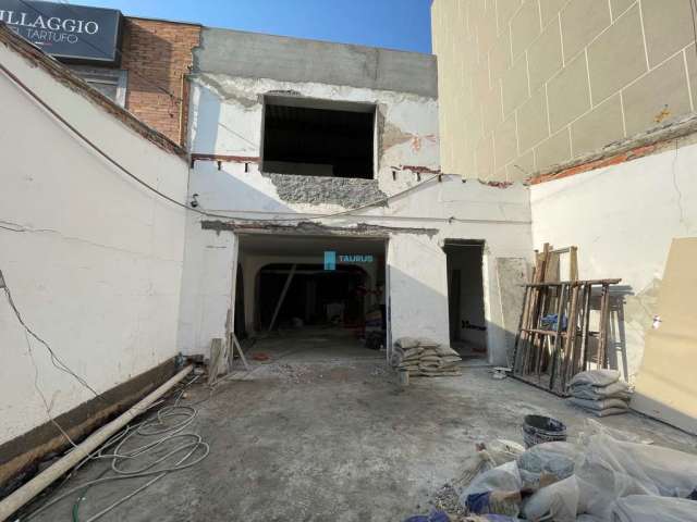 Sobrado comercial para locação, 3 salas, vão livre,  2 vagas, 131 m²