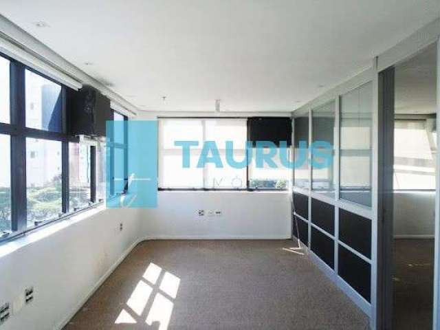 Sala Comercial à venda, 2 vagas, 112m², Moema.