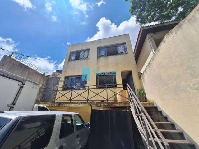 Casa para locação, 3 dormitórios, 3 vagas, 230M², Moema.