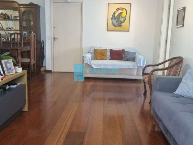 Apartamento à venda, 4 dormitórios, 1 vaga, 127m², Cerqueira César.