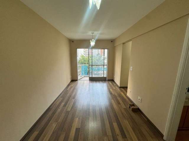 Apartamento à venda, 1 dormitório, 1 vaga, 48m², Moema.