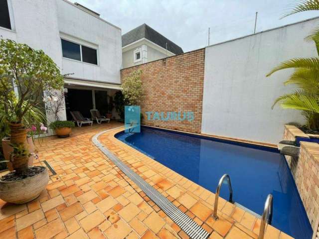 Sobrado à venda, 4 suítes, 3 vagas, 440m², Moema