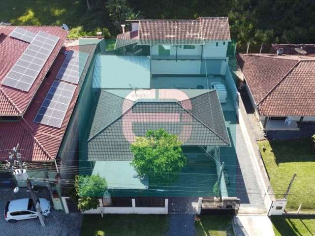 Casa com 3 quartos à venda na Rua Tereza Fischer, 150, Itoupava Central, Blumenau por R$ 895.000