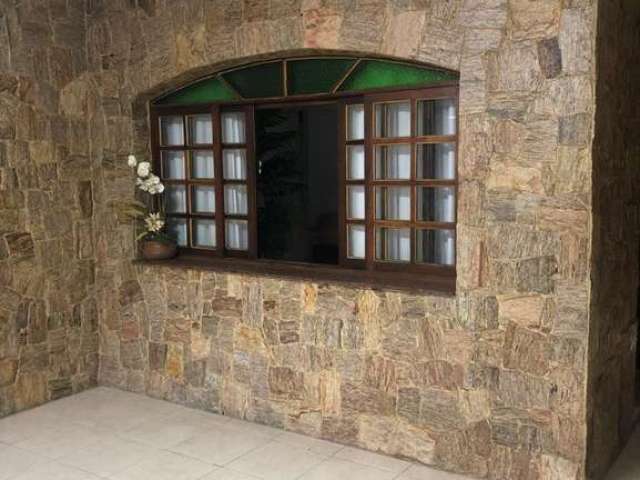 Casa com 3 quartos à venda no Jardim Brasília (Zona Leste), São Paulo  por R$ 745.000