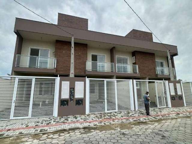 Sobrado com 3 dormitórios à venda, 95 m² por R$ 650.000 - Jardim Dourado - Porto Belo/SC