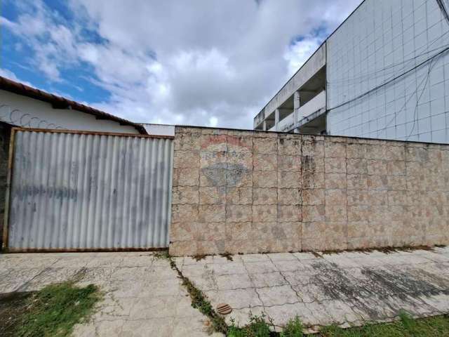 Terreno à venda no bairro Planalto