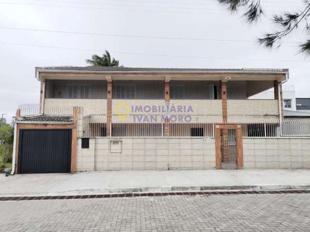 Casa frente mar a venda em Daniela, Florianópolis - SC