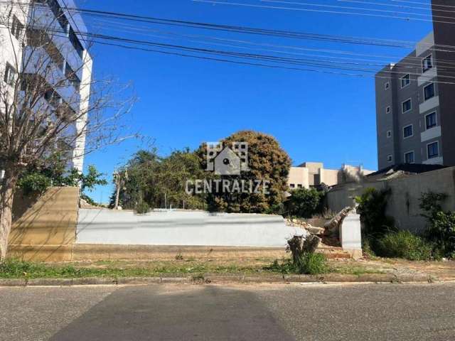 Terreno para venda em Vila Estrela