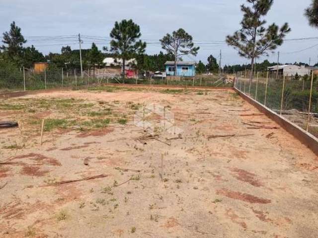 TERRENO / LOTE 10,00 m X 30,00 m NA PRAIA GAÚCHA  EM TORRES  A VENDO POR VENDA R$ 100.000,00