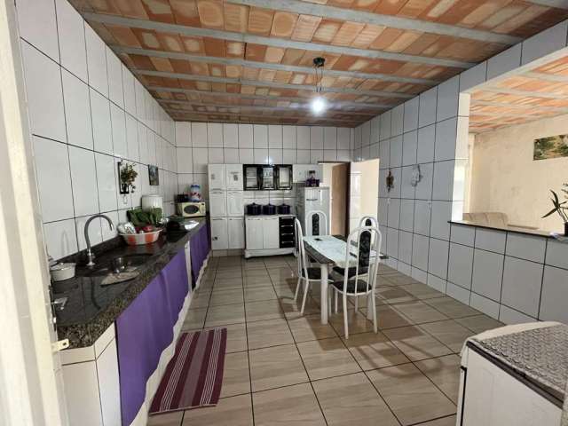 Galpão com Casa em Lote de 360m² – Ideal para Empresas, Igrejas ou Renda Extra!