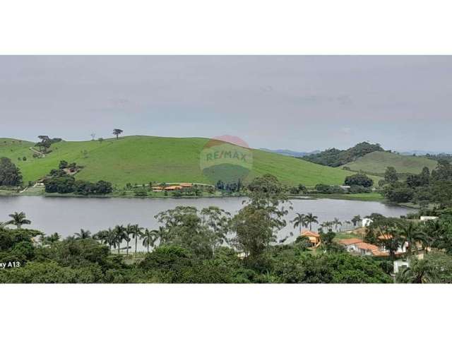 Granja Nautico de vista para represa.