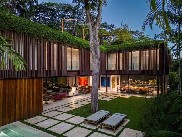 Casa com 4 dormitórios à venda, 1600 m² - Alto de Pinheiros - São Paulo/SP