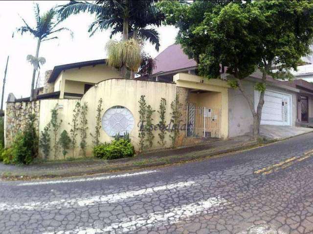 Casa com 3 dormitórios à venda, 330 m² por R$ 750.000,00 - Vila Valparaíso - Santo André/SP