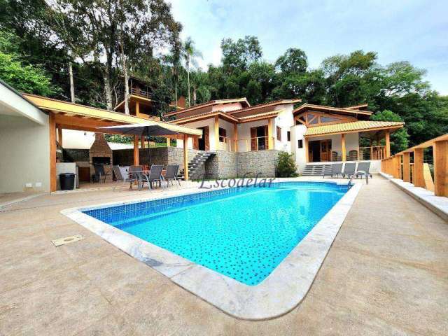 Casa com 3 dormitórios à venda, 237 m² por R$ 1.600.000,00 - Serra da Cantareira - Mairiporã/SP