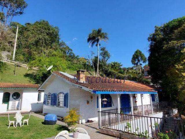 Casa com 3 dormitórios à venda, 200 m² por R$ 950.000,00 - Caraguatá - Mairiporã/SP