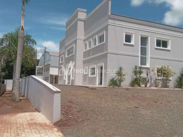 Barracão / Galpão / Depósito para alugar na Anna Porto Oriente, 700, Chácara Santo Antônio, Santo Antônio de Posse, 1808 m2 por R$ 30.000