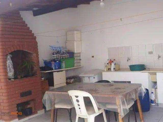 Casa a venda com 02 dormitórios, 2 vagas de garagem cobertas, churrasqueira, por R$ 325.000,00