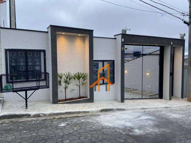 Sobrado com 2 dormitórios à venda, 72 m² por R$ 330.000,00 - Vila São Sebastião - Mogi das Cruzes/SP