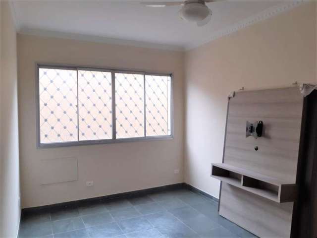 Vende apartamento com 70m², 2 dormitórios, 1 vaga, elevador no Marapé.